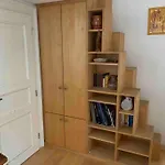 Helles Apartment In Historischer Villa